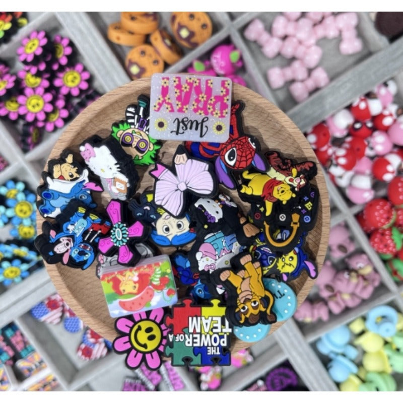 Wholesale 20pcs/50pcs 2D Random Cartoon DIY Creative Doll Ballpoint Pen Trendy Beads